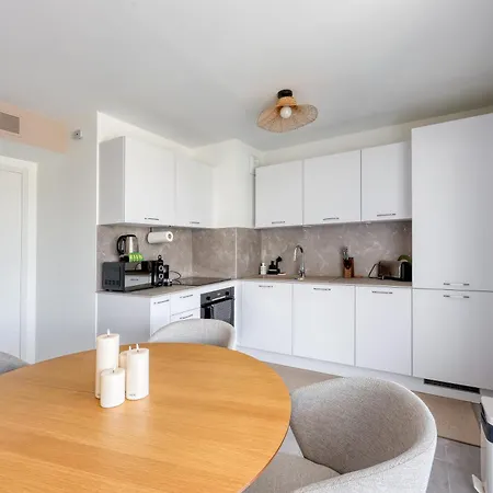 Les Vagues Du 5e 4 Personnes , 2 , Clim , Wifi , Cap3000 A Pied , Parking Апартаменты *