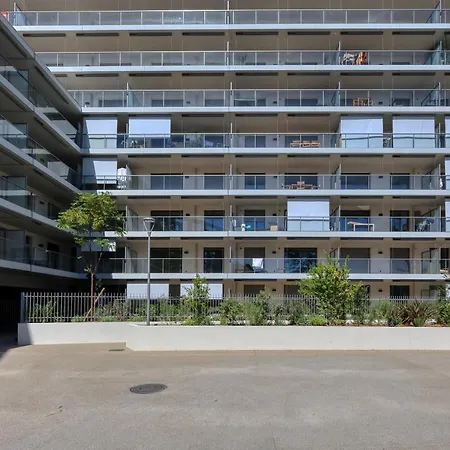 Les Lumieres Du Cinquieme , 2 Chambres , Clim , Wifi , Cap3000 A Pied , Parking