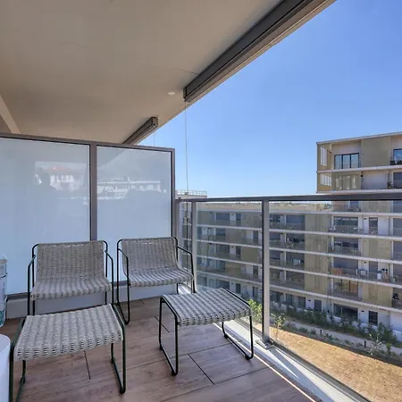 Les Lumieres Du Cinquieme , 2 Chambres , Clim , Wifi , Cap3000 A Pied , Parking Saint-Laurent-du-Var