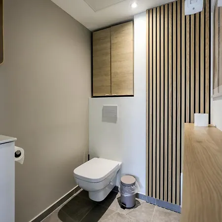 Διαμέρισμα Les Lumieres Du Cinquieme , 2 Chambres , Clim , Wifi , Cap3000 A Pied , Parking *