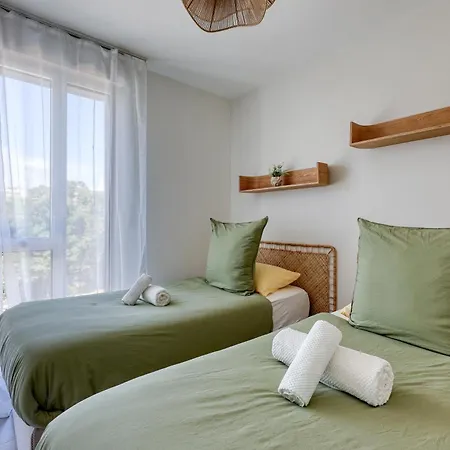 Les Lumieres Du Cinquieme , 2 Chambres , Clim , Wifi , Cap3000 A Pied , Parking Διαμέρισμα *