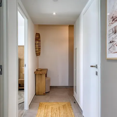 Les Lumieres Du Cinquieme , 2 Chambres , Clim , Wifi , Cap3000 A Pied , Parking