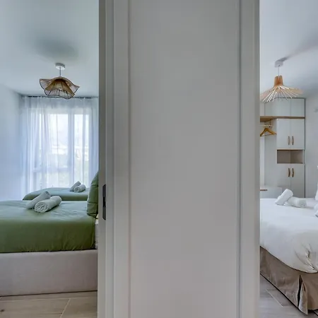 Les Lumieres Du Cinquieme , 2 Chambres , Clim , Wifi , Cap3000 A Pied , Parking Διαμέρισμα *